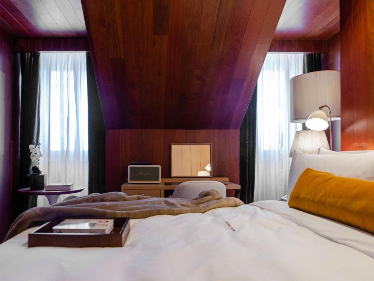 Browns Avenue Hotel Lisboa Εξωτερικό φωτογραφία A room at the hotel