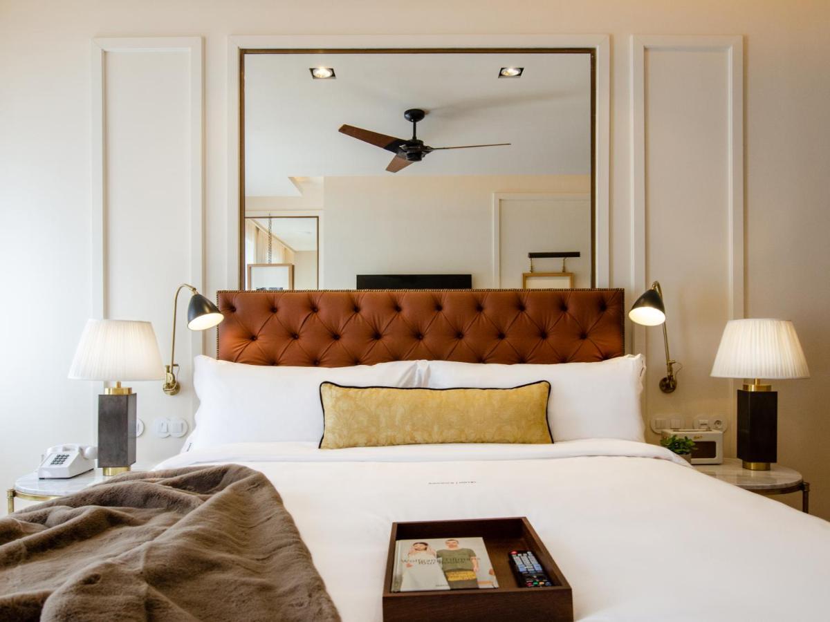Browns Avenue Hotel Lisboa Εξωτερικό φωτογραφία A bedroom at the hotel
