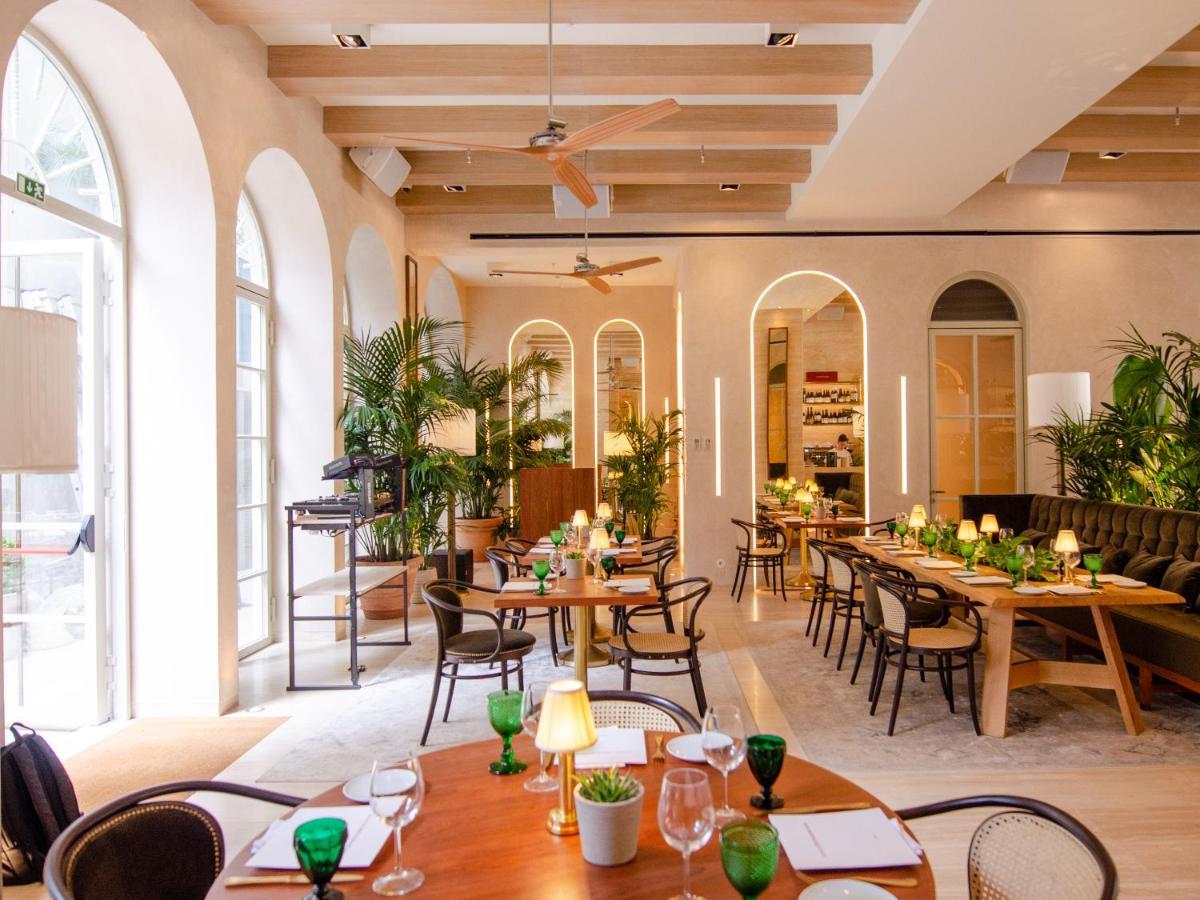 Browns Avenue Hotel Lisboa Εξωτερικό φωτογραφία The interior of the restaurant